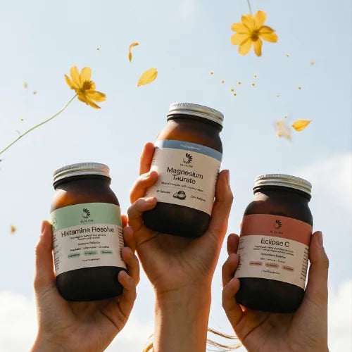 customers holding histamine reset stack ELIVIDE wholefood vitamin C, magnesium taurate, histamine resolve